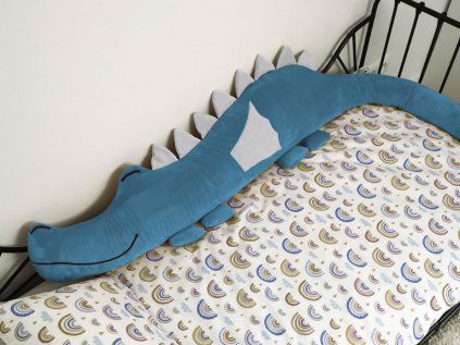 Plyšový mantinel do dětské postele DRÁČEK Úvod modrý