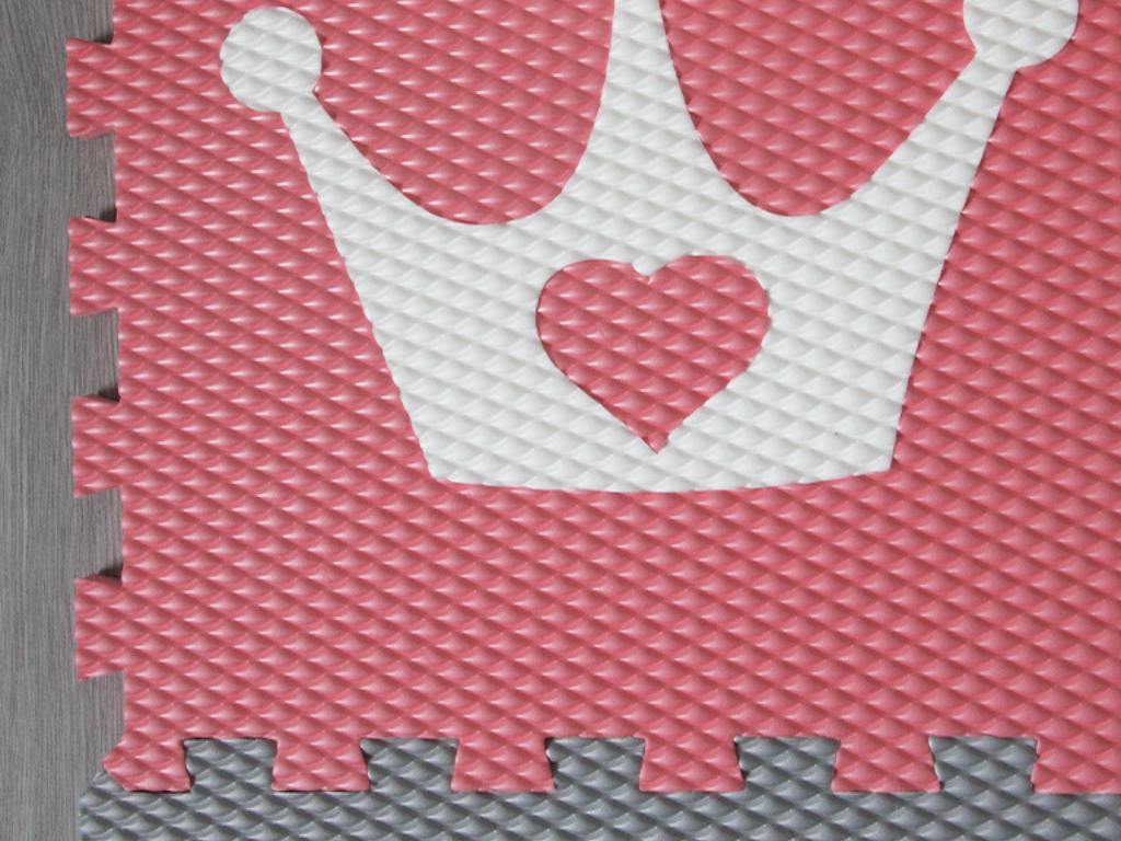 Pěnová hrací podlaha pro princezny 9 dílů KORUNKA (obrázek 4)
