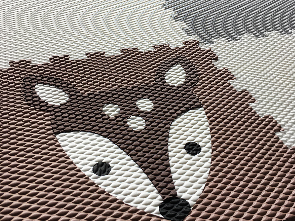 Hrací pěnové puzzle do dětského pokoje 16 dílů KOLOUŠEK (obrázek 6)