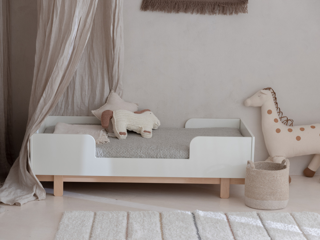 Rostoucí dětská postýlka BASIC 70x140 cm Zvolte barvu: Bílá (obrázek 6)