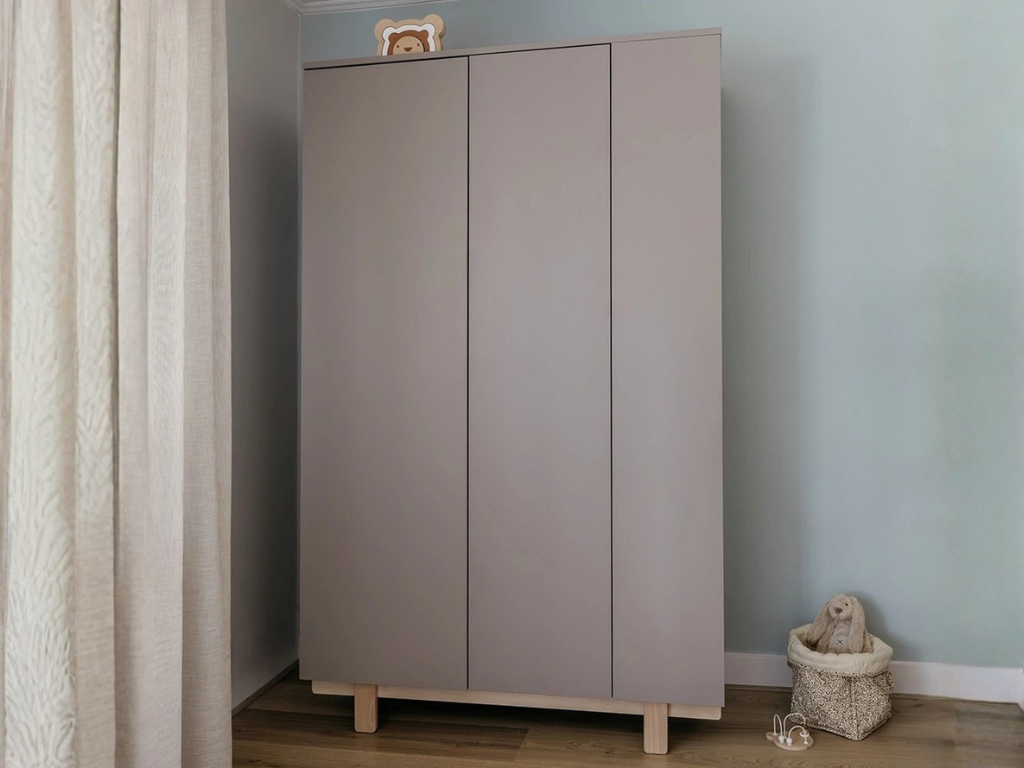 Designová šatní skříň s otevřeným regálem BASIC mocca (obrázek 3)