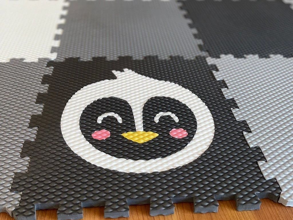 Hrací pěnové puzzle do dětského pokoje 12 dílů TUČŇÁK SE SRDCEM (obrázek 3)