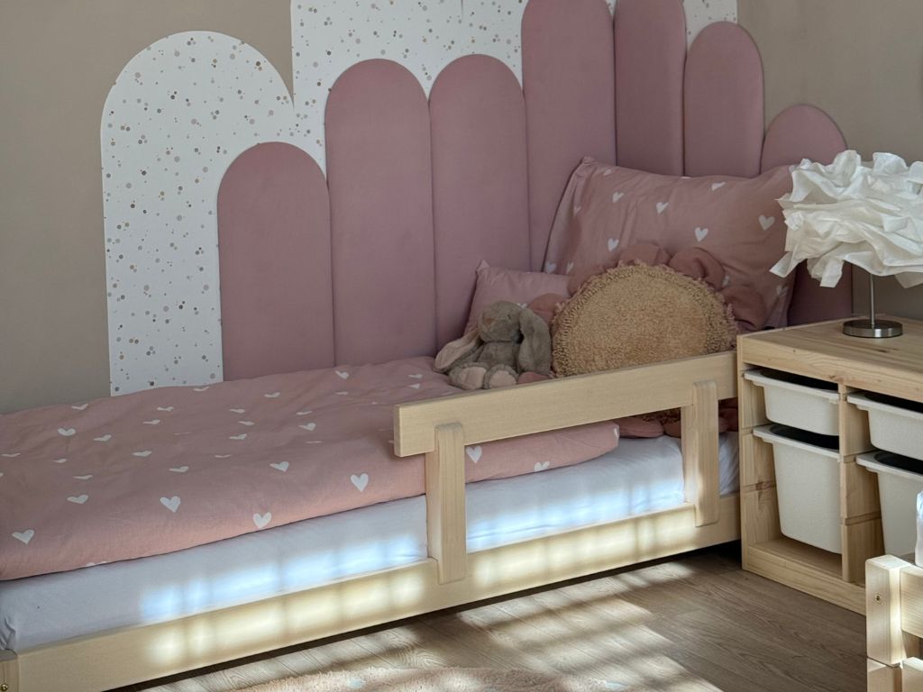 Benlemi Dřevěné dětské jednolůžko LUCKY Zvolte barvu: Béžová, Zvolte rozměr: 120x180 cm, Zvolte zábranu: S otevřeným vstupem (obrázek 10)