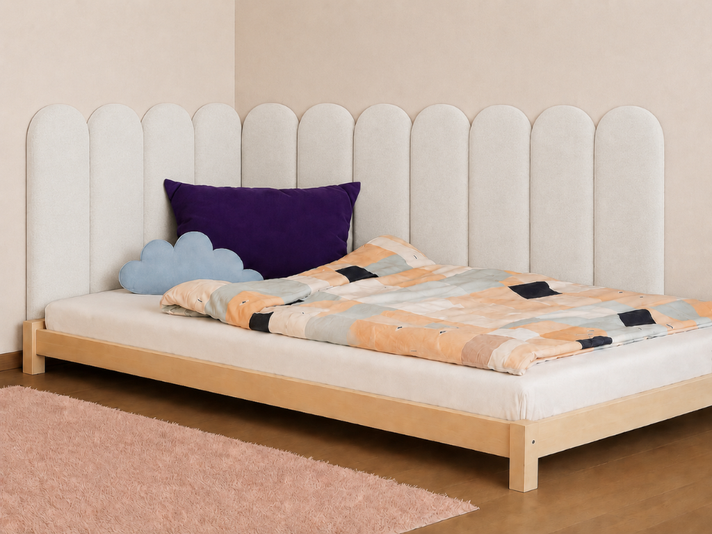 Zaoblený čalouněný panel za zeď PLYŠ Zvolte barvu: Smetanová, Zvolte rozměr: 20x100 cm, Uchycení na zeď: Bez uchycení (možnost použití lepidla)