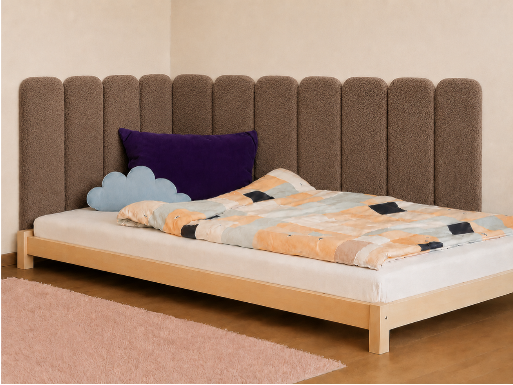 Rovný čalouněný panel na zeď PLYŠ se zaoblenými rohy Zvolte barvu: Smetanová, Zvolte rozměr: 30x60 cm, Uchycení na zeď: Bez uchycení (možnost použití…